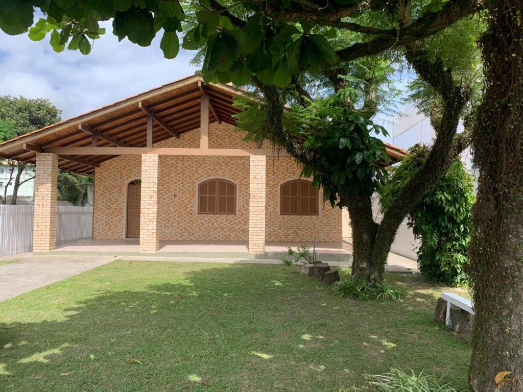 Praia A 200M Casa Centrinho Dos Ingleses Florianopolis Exterior photo